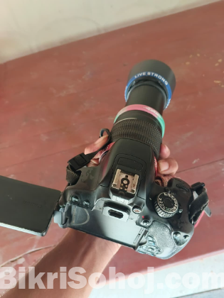 DSLR Cemera